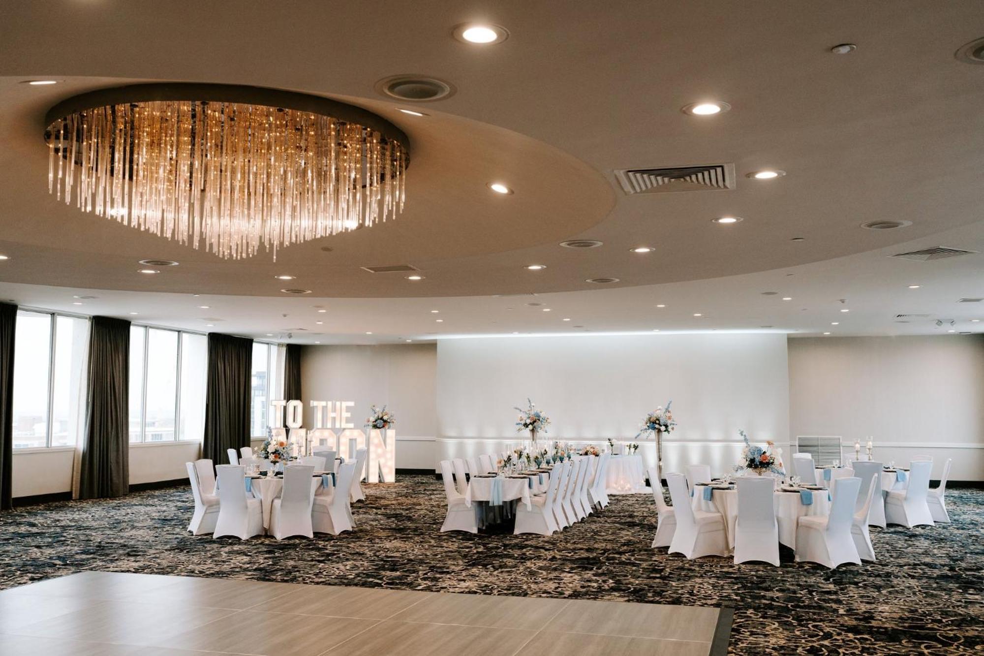 Holiday Inn Sioux Falls-City Center By Ihg Εξωτερικό φωτογραφία